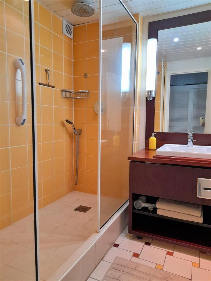 Ilet Bleu Studio Cosy Rdc Vue Mer Et Jardin - Acces Direct Plage Le Gosier  Exterior foto