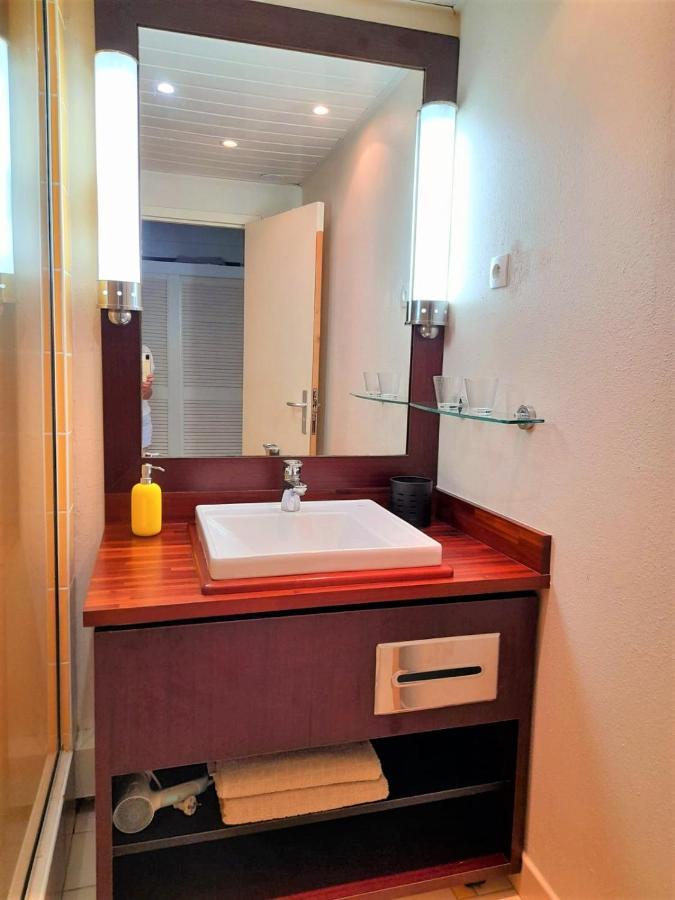 Ilet Bleu Studio Cosy Rdc Vue Mer Et Jardin - Acces Direct Plage Le Gosier  Exterior foto
