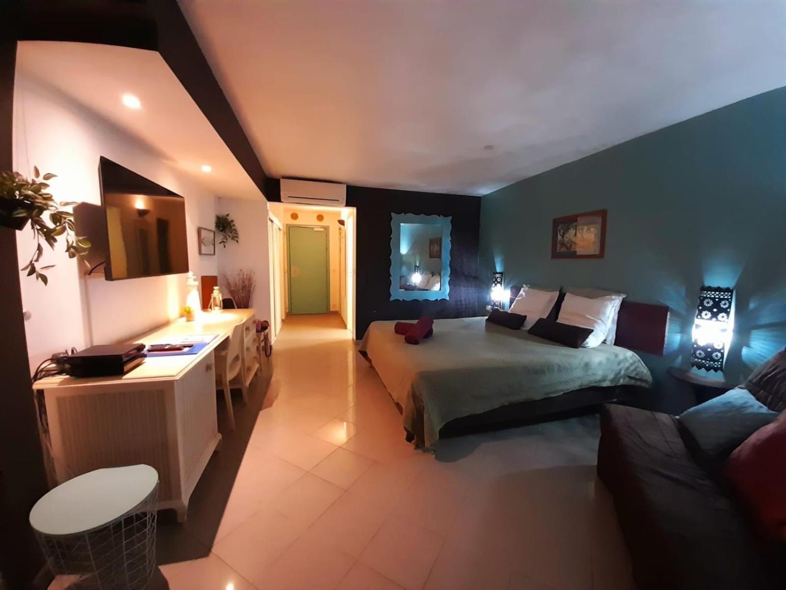 Ilet Bleu Studio Cosy Rdc Vue Mer Et Jardin - Acces Direct Plage Le Gosier  Exterior foto
