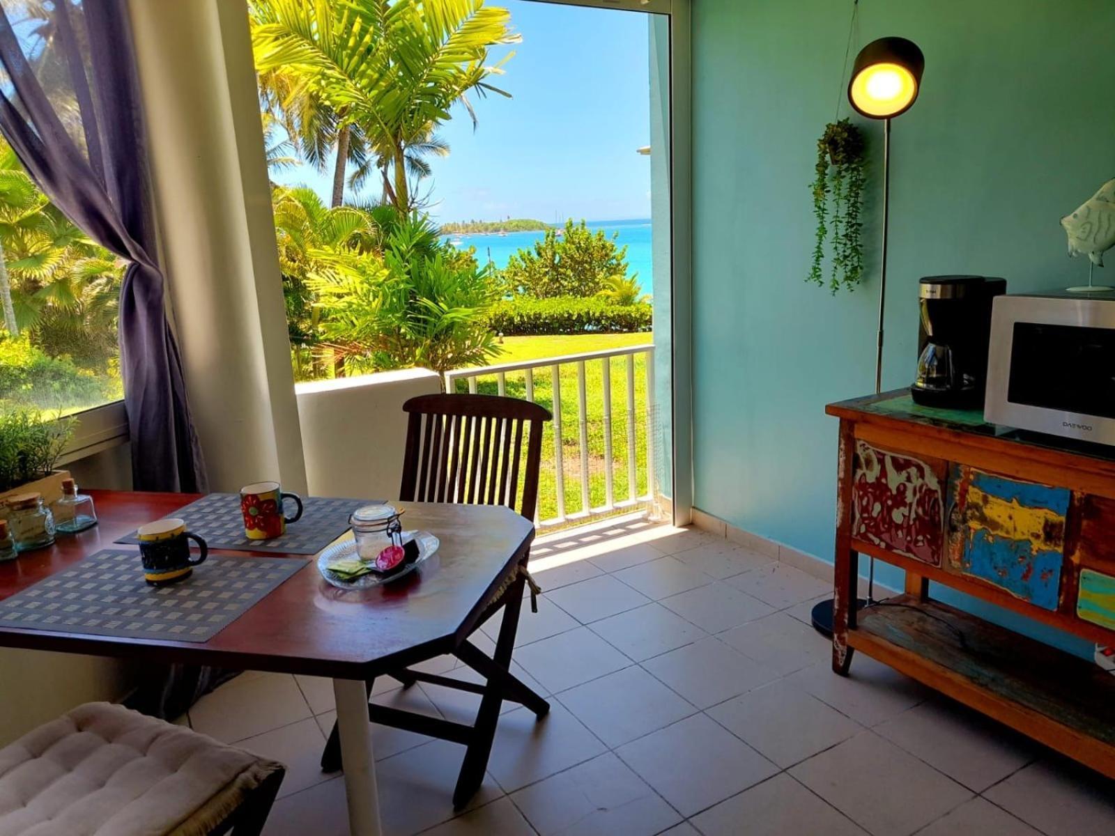 Ilet Bleu Studio Cosy Rdc Vue Mer Et Jardin - Acces Direct Plage Le Gosier  Exterior foto