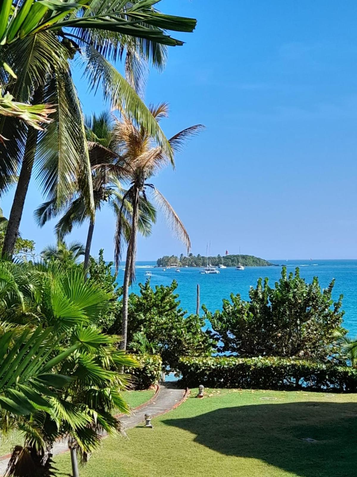 Ilet Bleu Studio Cosy Rdc Vue Mer Et Jardin - Acces Direct Plage Le Gosier  Exterior foto
